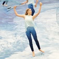 Enlarge photo 933
