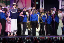 Enlarge photo 325