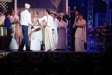 Enlarge photo 824