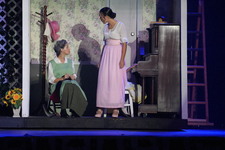 Enlarge photo 412