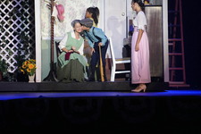 Enlarge photo 594