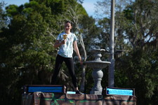 Enlarge photo 874