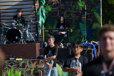 Enlarge photo 120