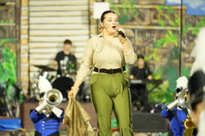 Enlarge photo 430
