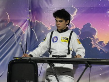 Enlarge photo 221