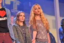Enlarge photo 423
