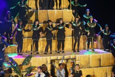 Enlarge photo 826