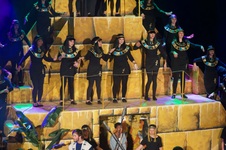 Enlarge photo 827