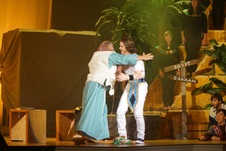 Enlarge photo 944