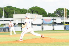 Enlarge photo 989