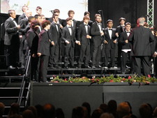 Enlarge photo 819