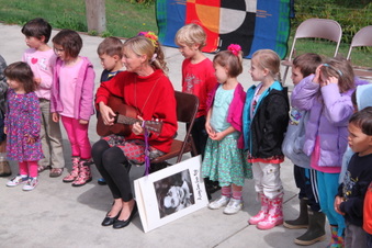 Songs by Nye Beach Montessori School