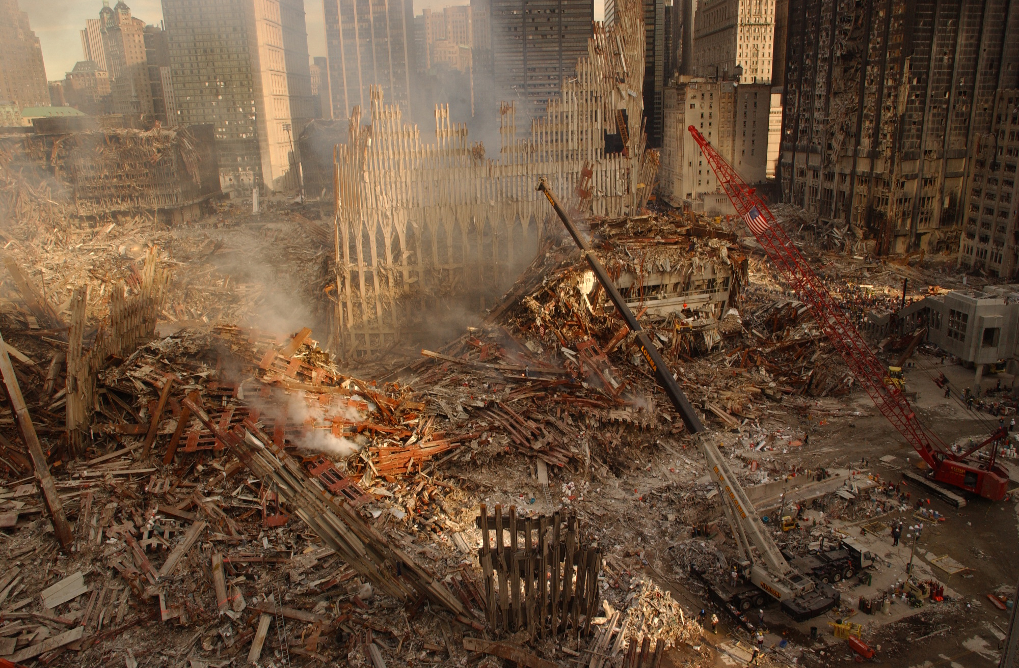 9 11 games. Башни-Близнецы 11 сентября 2001. Разрушенные башни Близнецы 11 сентября. Развалины ВТЦ. Нью Йорк после теракта 11 сентября.