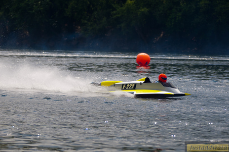 Enlarge photo 74