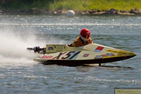 Enlarge photo 467