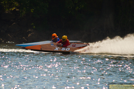 Enlarge photo 576