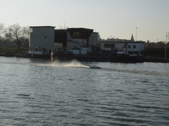 Enlarge photo 69