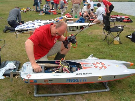 THOUSANDS of Other peoples pics  