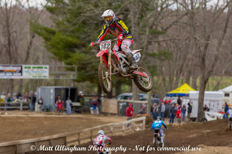 Enlarge photo 740