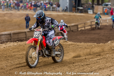 Enlarge photo 877