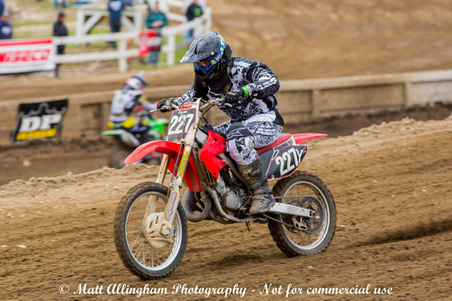 Enlarge photo 909