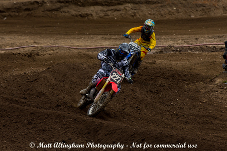 Enlarge photo 942
