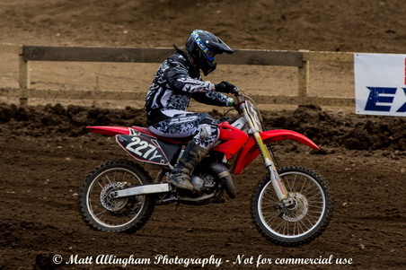 Enlarge photo 943
