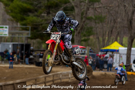 Enlarge photo 952