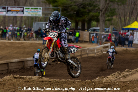 Enlarge photo 953