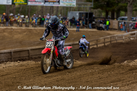 Enlarge photo 954