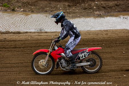 Enlarge photo 960