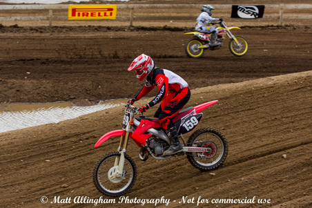 Enlarge photo 990
