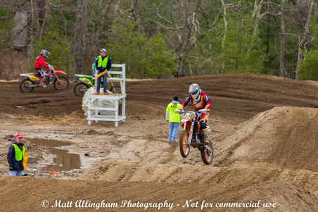 Enlarge photo 1090