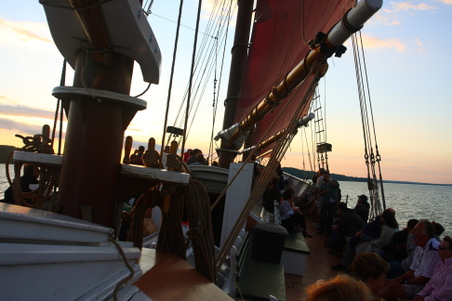Enlarge photo 91