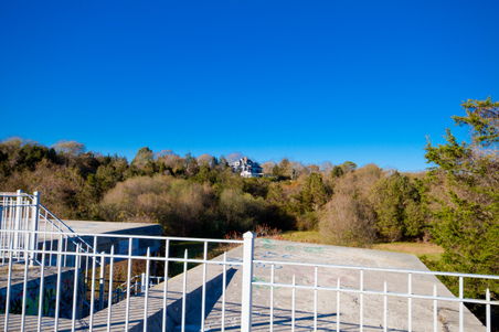 Enlarge photo 19