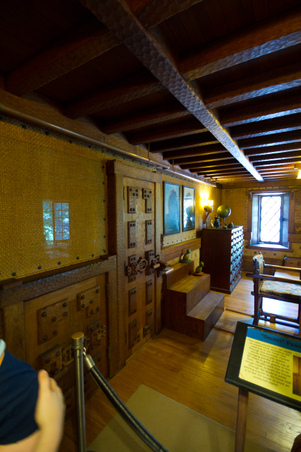 Enlarge photo 56