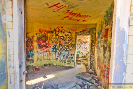 Enlarge photo 25