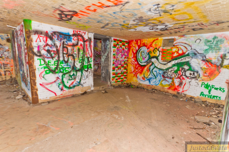 Enlarge photo 33