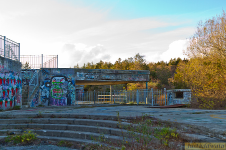 Enlarge photo 88