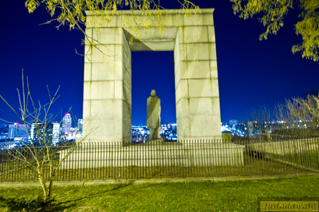 Enlarge photo 46