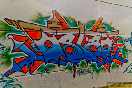 Enlarge photo 14