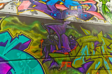 Enlarge photo 23