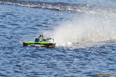 Enlarge photo 550