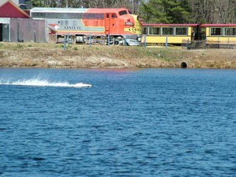 Enlarge photo 736
