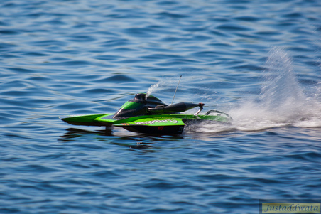 Enlarge photo 380