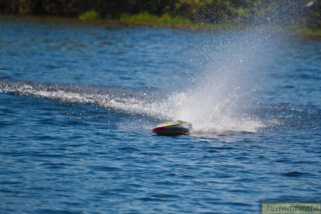 Enlarge photo 560