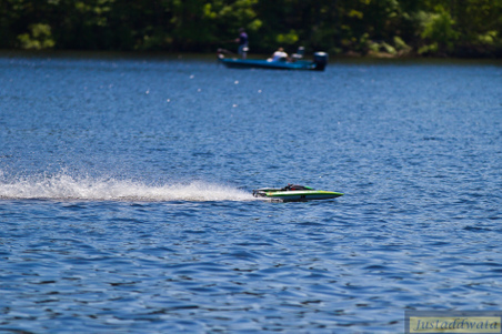 Enlarge photo 669