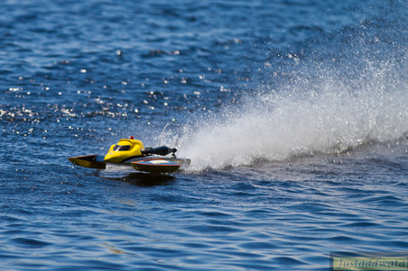 Enlarge photo 786