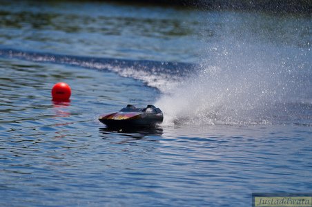 Enlarge photo 68