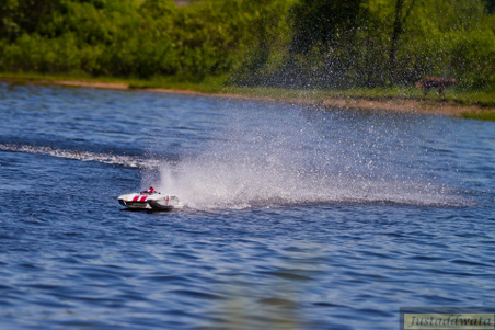 Enlarge photo 656